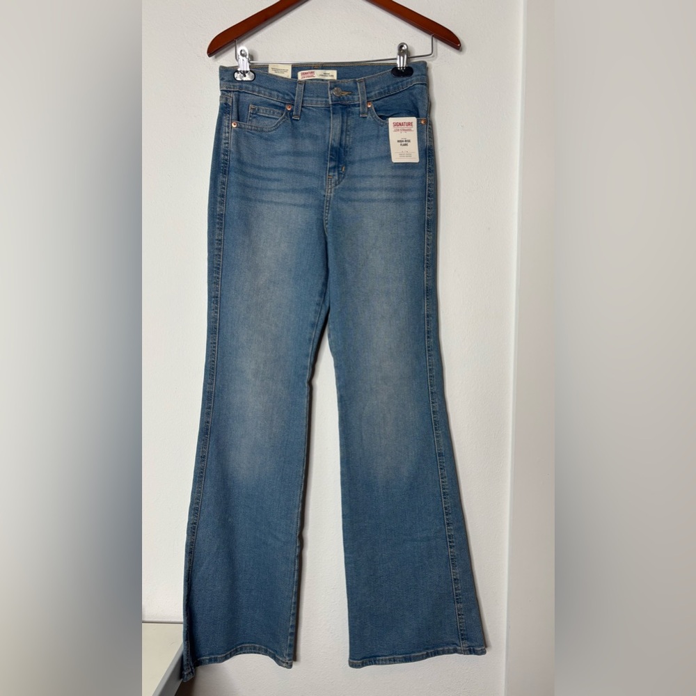 LEVI’S MEDIUM WASH HIGH RISE FLARE DENIM JEANS SZ 26